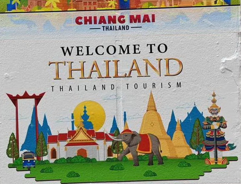 การเลือกสติ๊กเกอร์ให้เหมาะกับพื้นผิวที่ต้องการติดตั้ง by aura print การเลือกสติ๊กเกอร์กับพื้นผิว